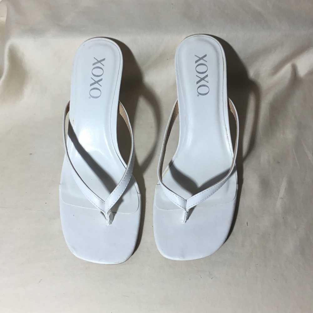 XOXO White Square-Toe Flip Flop Sandals for Women
